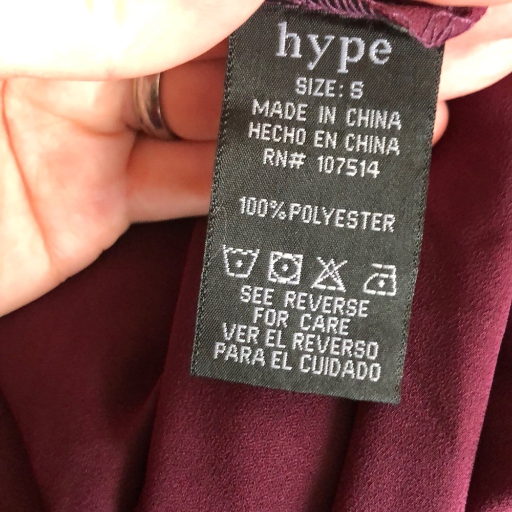 Hype Off the Shoulder Dobby Blouse Burgundy Size Small - Picture 7 of 8
